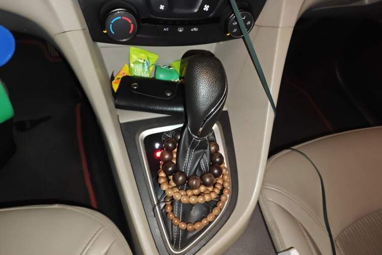 Used Buick GT 2016 15N Automatic Entry-Level Trim Gear Lever