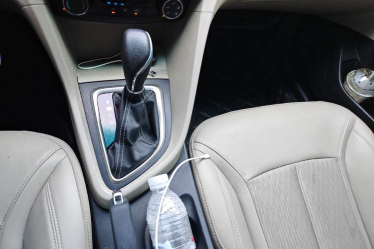 Used Buick GT 2016 15N Automatic Elite Edition Gear Lever