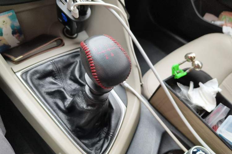 Used Buick GT 2016 15N Manual Elite Edition Gear Lever