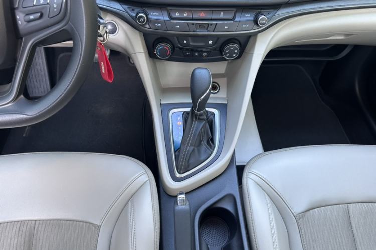 Used Buick GT 2016 15N Automatic Elite Edition Gear Lever