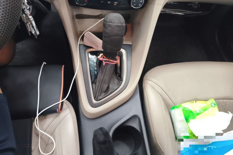 Used Buick GT 2016 15N Automatic Elite Edition Gear Lever