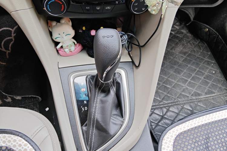 Used Buick GT 2016 18T Dual-Clutch Elite Model Gear Lever