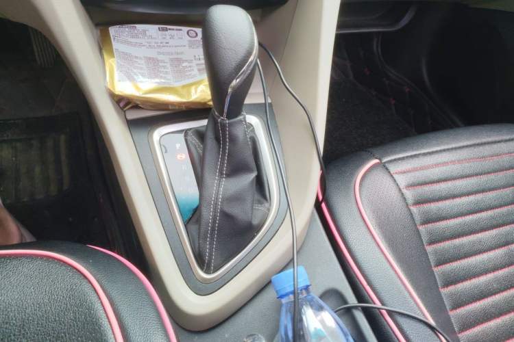Used Buick GT 2016 15N Automatic Elite Edition Gear Lever