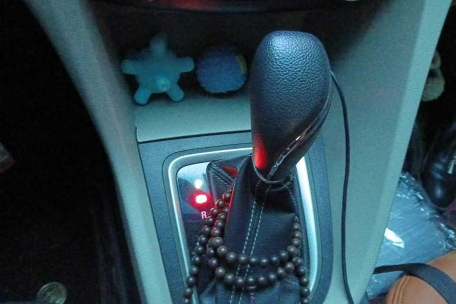 Used Buick GT 2016 15N Automatic Entry-Level Trim Gear Lever