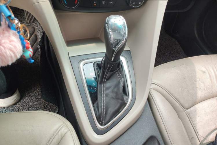 Used Buick GT 2016 15N Automatic Entry-Level Trim Gear Lever