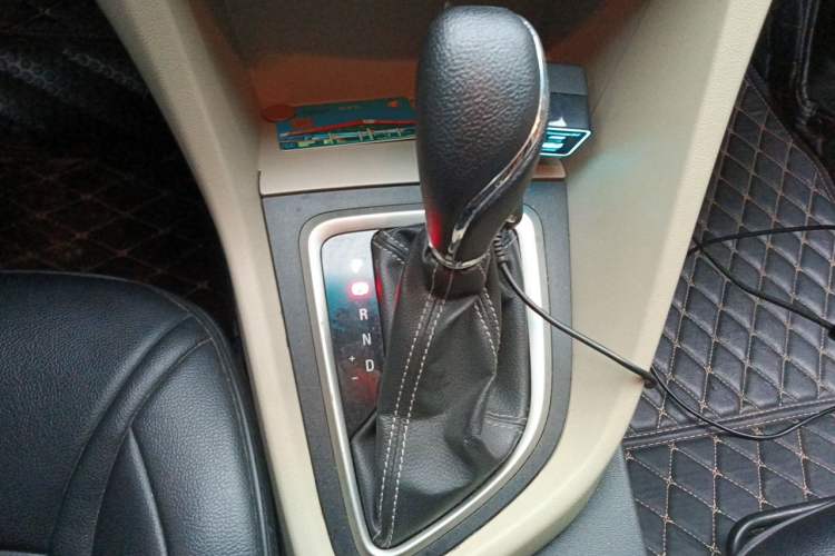 Used Buick GT 2016 15N Automatic Elite Edition Gear Lever
