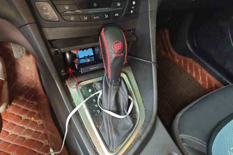 Used Buick GT 2016 15N Automatic Luxury Edition Gear Lever
