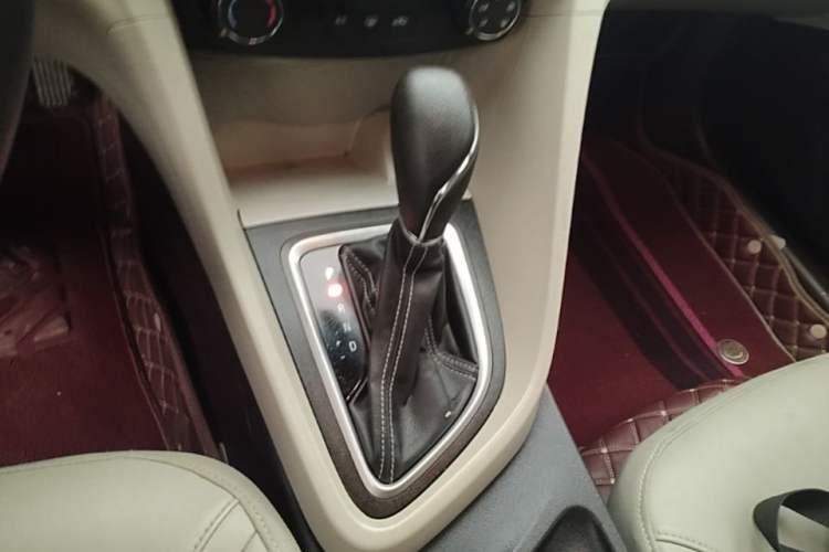 Used Buick GT 2016 15N Automatic Elite Edition Gear Lever