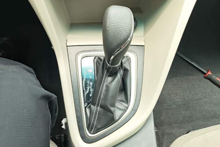Used Buick GT 2016 15N Automatic Entry-Level Trim Gear Lever