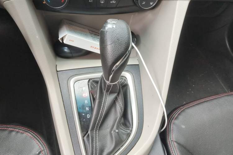 Used Buick GT 2016 15N Automatic Entry-Level Trim Gear Lever