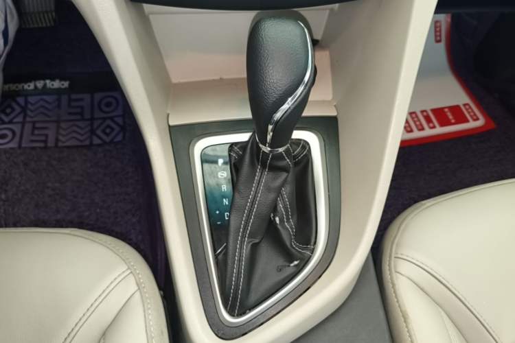 Used Buick GT 2016 15N Automatic Elite Edition Gear Lever