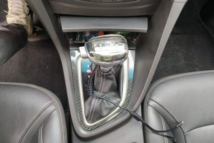 Used Buick GT 2016 15N Automatic Luxury Edition Gear Lever