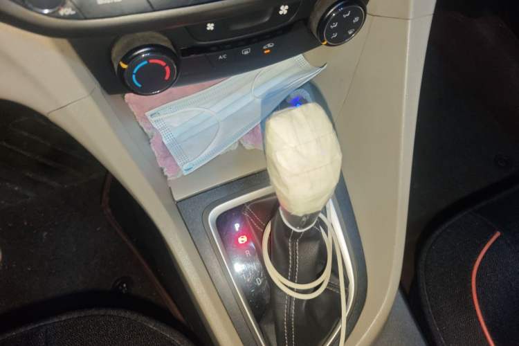Used Buick GT 2016 15N Automatic Elite Edition Gear Lever