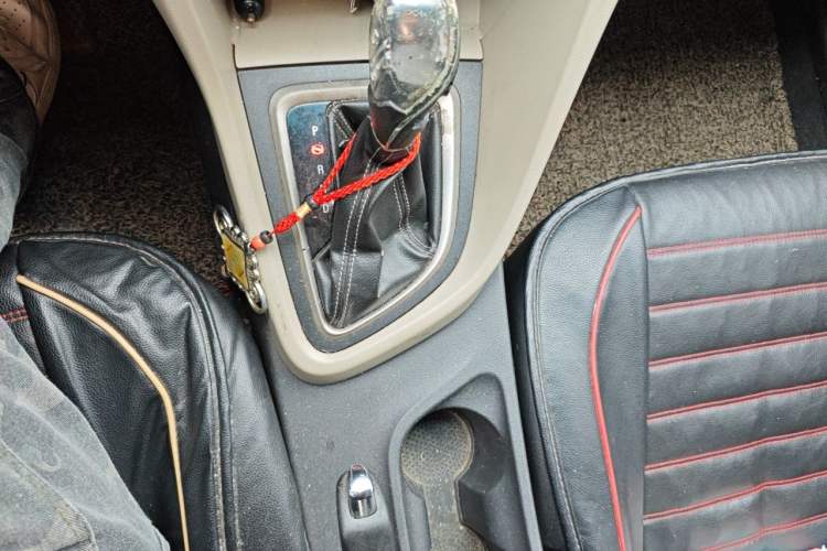 Used Buick GT 2016 15N Automatic Entry-Level Trim Gear Lever