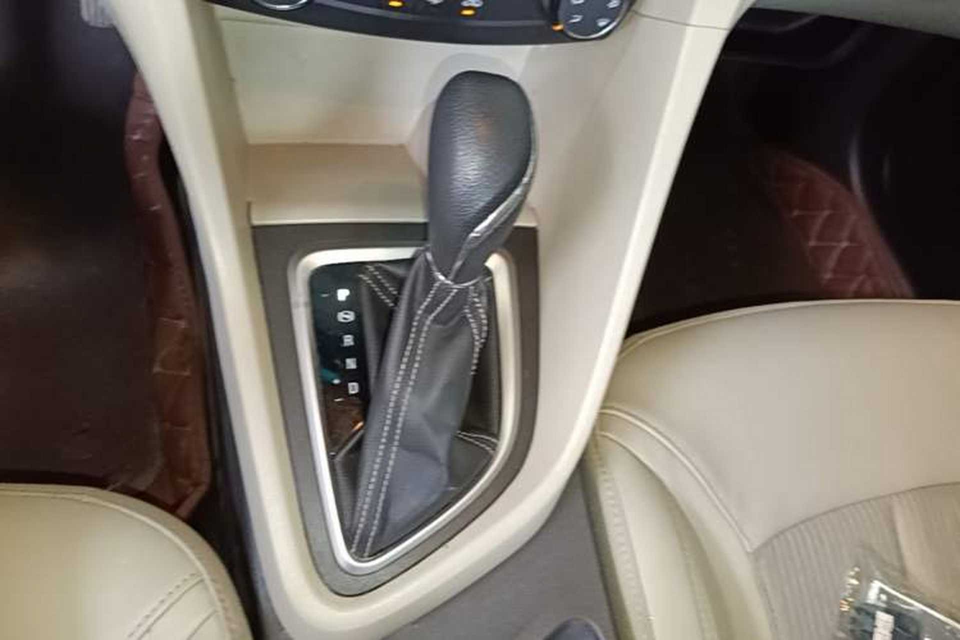 Used Buick GT 2016 15N Automatic Elite Edition Gear Lever
