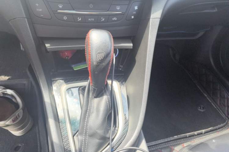 Used Buick GT 2016 15N Automatic Elite Edition Gear Lever