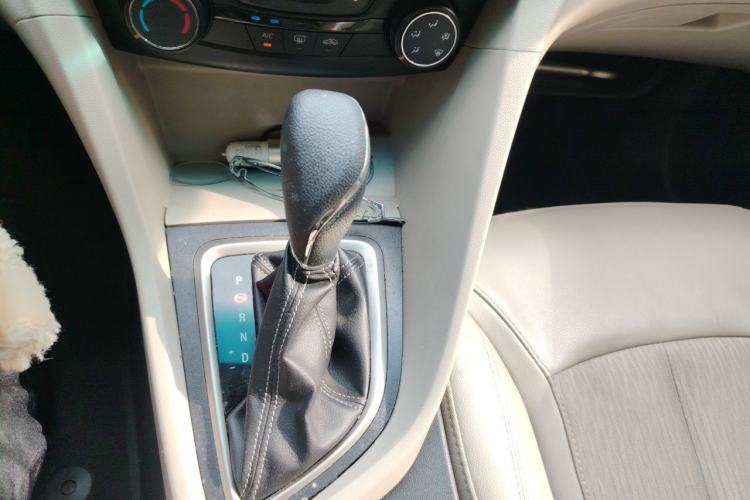 Used Buick GT 2016 15N Automatic Elite Edition Gear Lever
