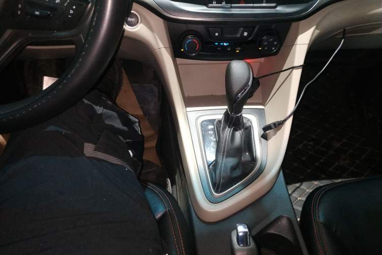 Used Buick GT 2016 15N Automatic Entry-Level Trim Gear Lever