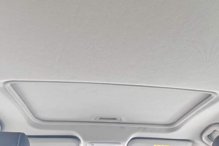 Used Buick GT 2016 18T Dual-Clutch Luxury Model Headliner
