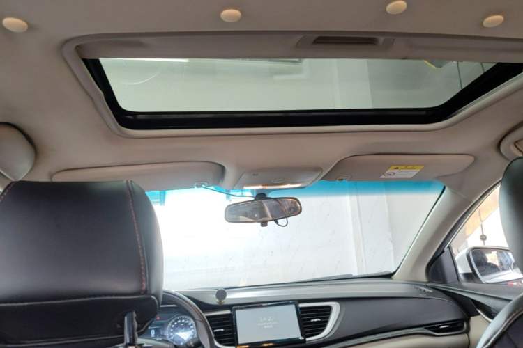 Used Buick GT 2016 15N Automatic Elite Edition Headliner