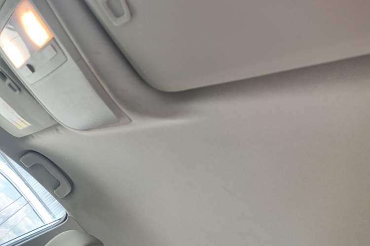 Used Buick GT 2016 15N Manual Entry-Level Trim Headliner