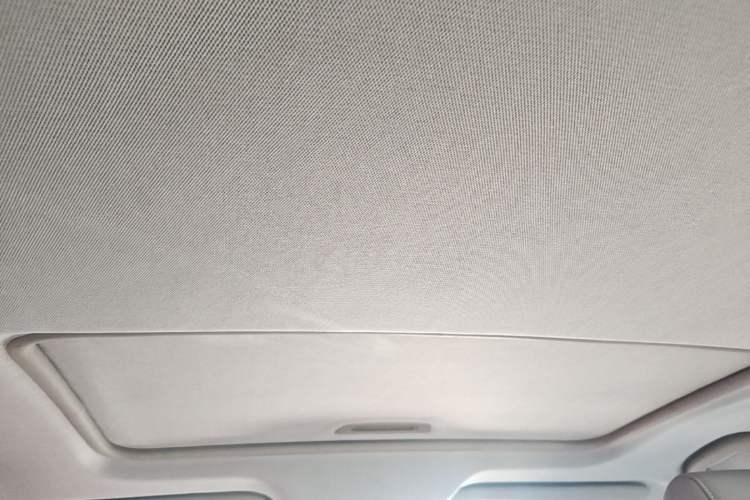 Used Buick GT 2016 15N Automatic Elite Edition Headliner