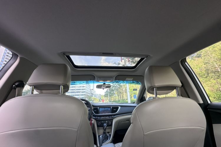 Used Buick GT 2016 15N Automatic Elite Edition Headliner