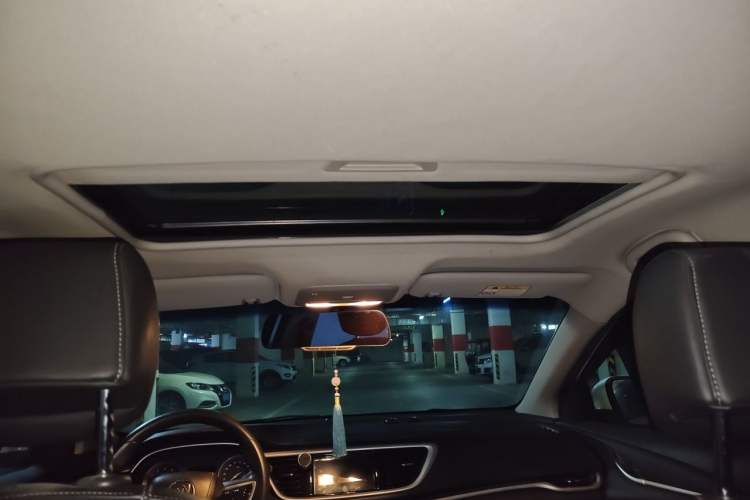 Used Buick GT 2016 15N Automatic Luxury Edition Headliner
