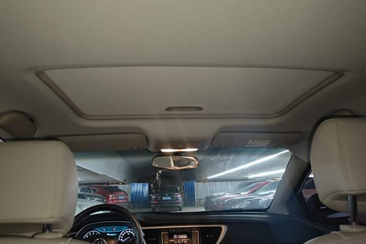 Used Buick GT 2016 15N Automatic Elite Edition Headliner