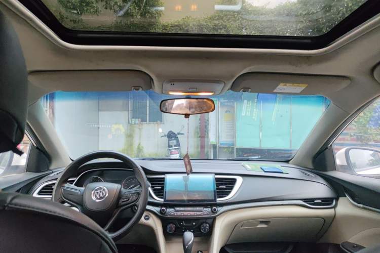 Used Buick GT 2016 15N Automatic Elite Edition Headliner