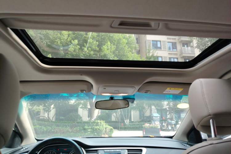 Used Buick GT 2016 15N Automatic Elite Edition Headliner