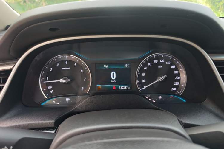 Used Buick GT 2016 15N Automatic Elite Edition Instrument Cluster