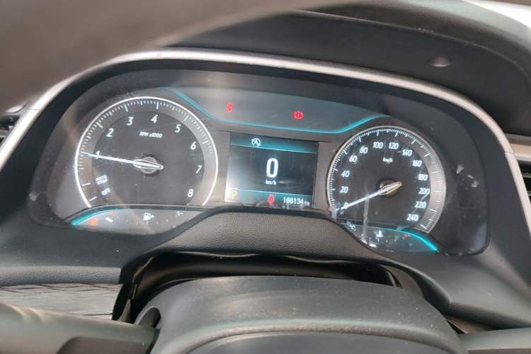 Used Buick GT 2016 15N Automatic Elite Edition Instrument Cluster