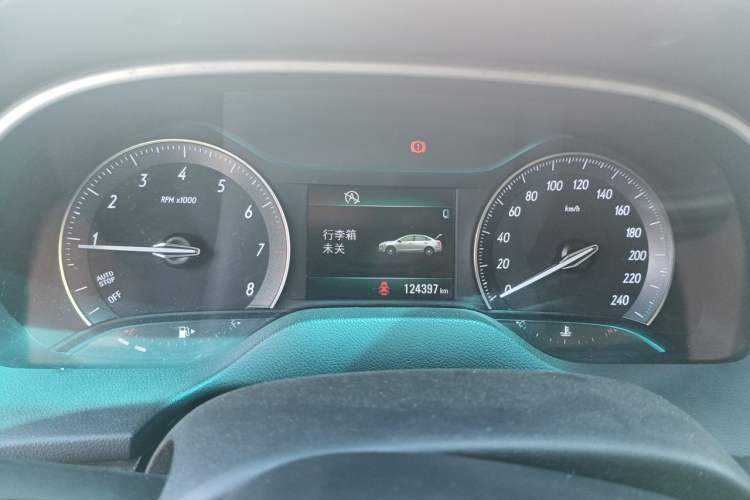 Used Buick GT 2016 15N Manual Elite Edition Instrument Cluster