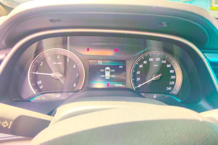 Used Buick GT 2016 15N Manual Elite Edition Instrument Cluster