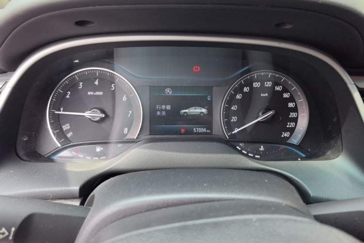 Used Buick GT 2016 15N Manual Elite Edition Instrument Cluster