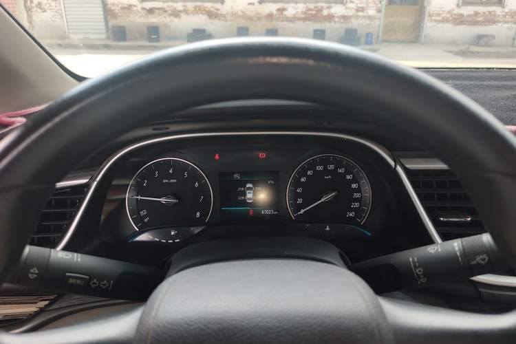 Used Buick GT 2016 15N Manual Elite Edition Instrument Cluster