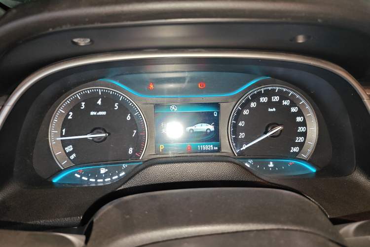 Used Buick GT 2016 15N Automatic Elite Edition Instrument Cluster