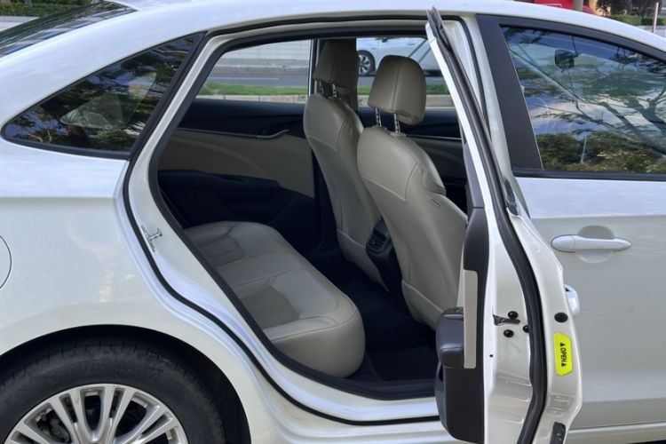 Used Buick GT 2016 15N Automatic Elite Edition Interior 1
