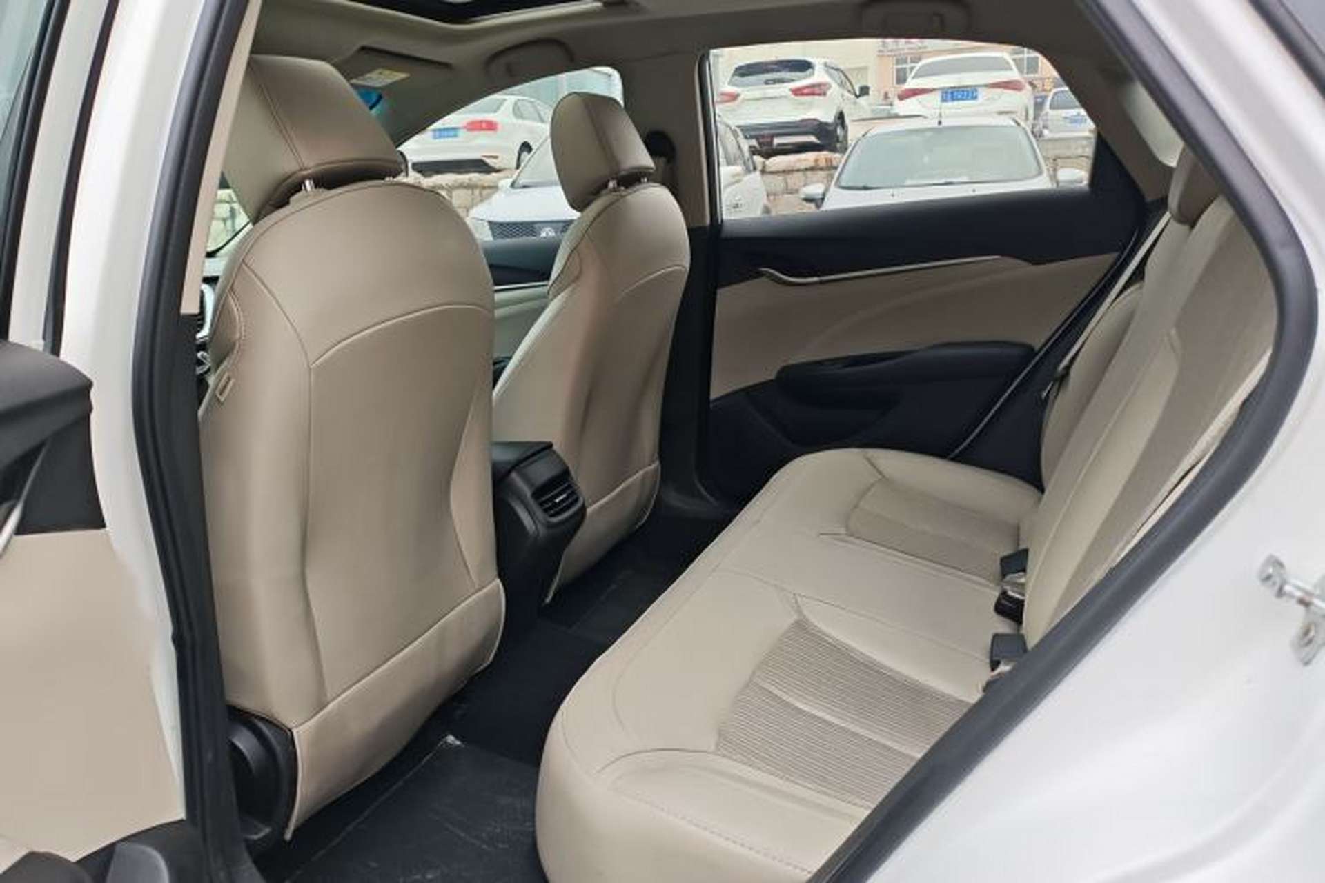 Used Buick GT 2016 15N Automatic Elite Edition Interior 2