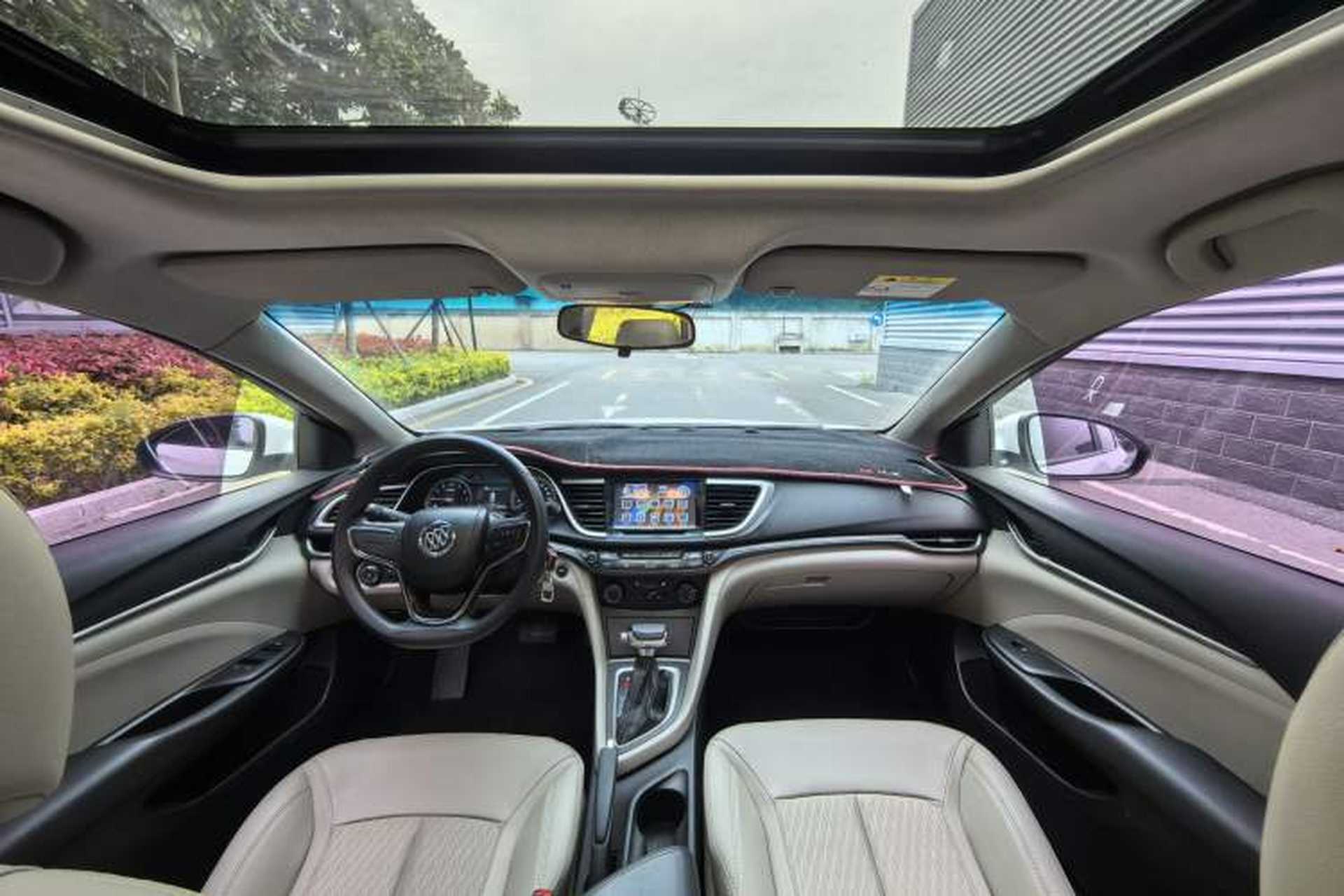 Used Buick GT 2016 15N Automatic Elite Edition Interior 2