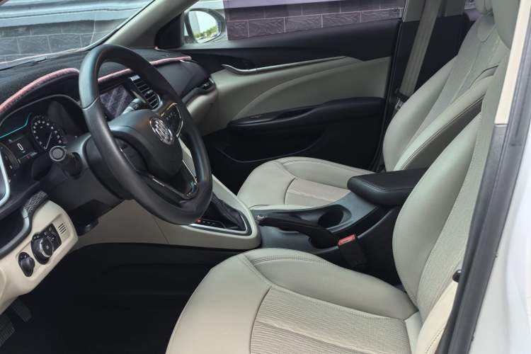 Used Buick GT 2016 15N Automatic Elite Edition Interior 3