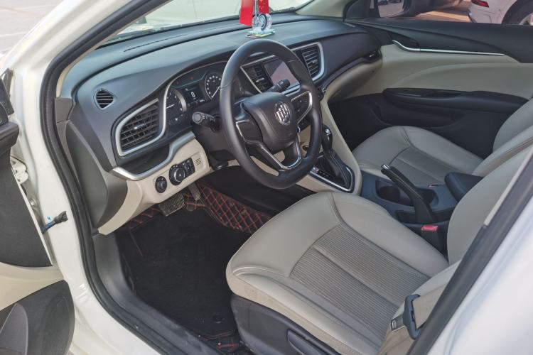 Used Buick GT 2016 15N Automatic Elite Edition Interior 4