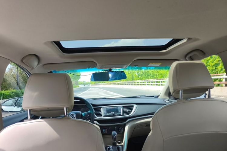 Used Buick GT 2016 15N Automatic Elite Edition Interior 4