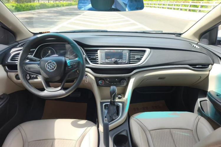 Used Buick GT 2016 15N Automatic Elite Edition Interior 6