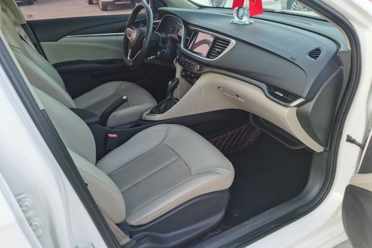 Used Buick GT 2016 15N Automatic Elite Edition Interior 7
