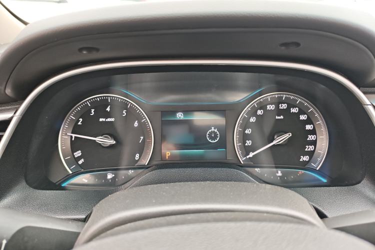 Used Buick GT 2016 15N Automatic Elite Edition Interior 8