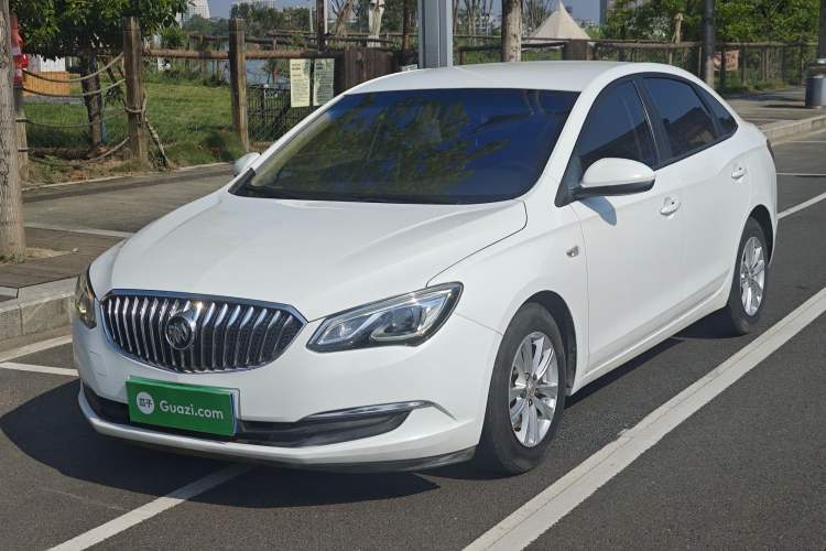 Ojetý Buick GT 2016 15N Automatic Entry-Level Trim Guazi used car, China used car export, Used car for sale, Used  cars, Cheapest cars for sale