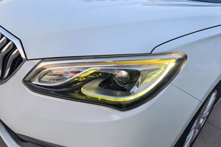 Used Buick GT 2016 15N Automatic Entry-Level Trim Left Front Headlight