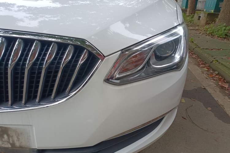 Used Buick GT 2016 15N Automatic Elite Edition Left Front Headlight